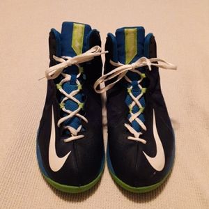 Preowned mens Nike size 13 athletic shoe